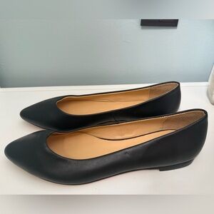 Nisolo black flat point, never worn, size 8.